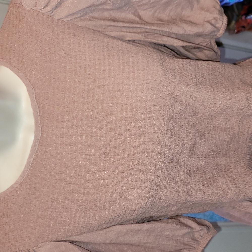 Express Top - Picture 2 of 6